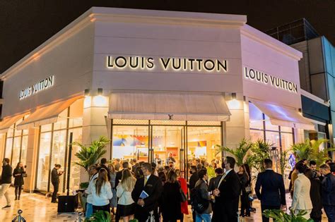 louis vuitton peru|louis vuitton lima peru hours.